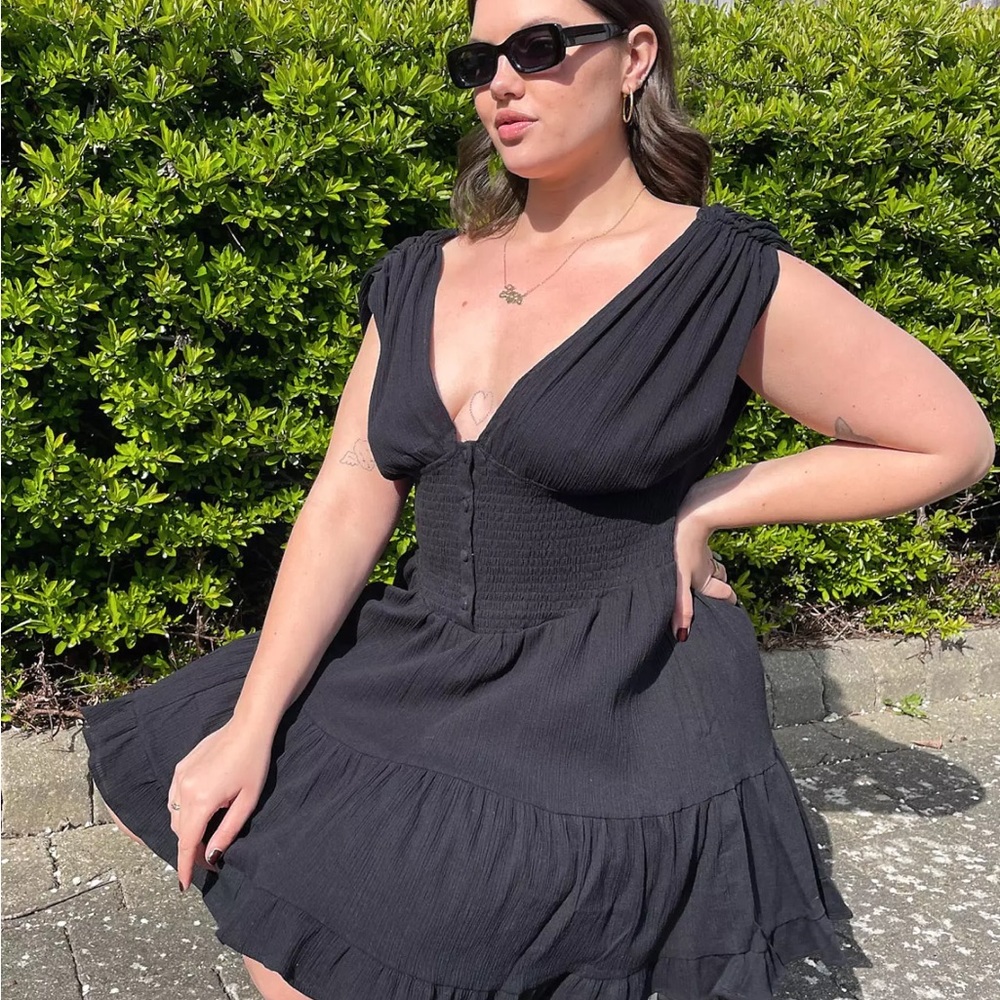 Asos Design Curve Shirred Waist Button Front Tier… - image 2